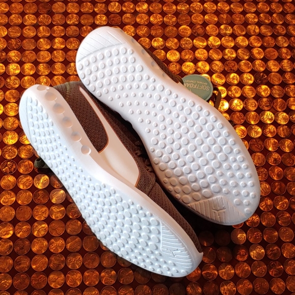 Army Green Puma Softfoam NWOT - Picture 3 of 3